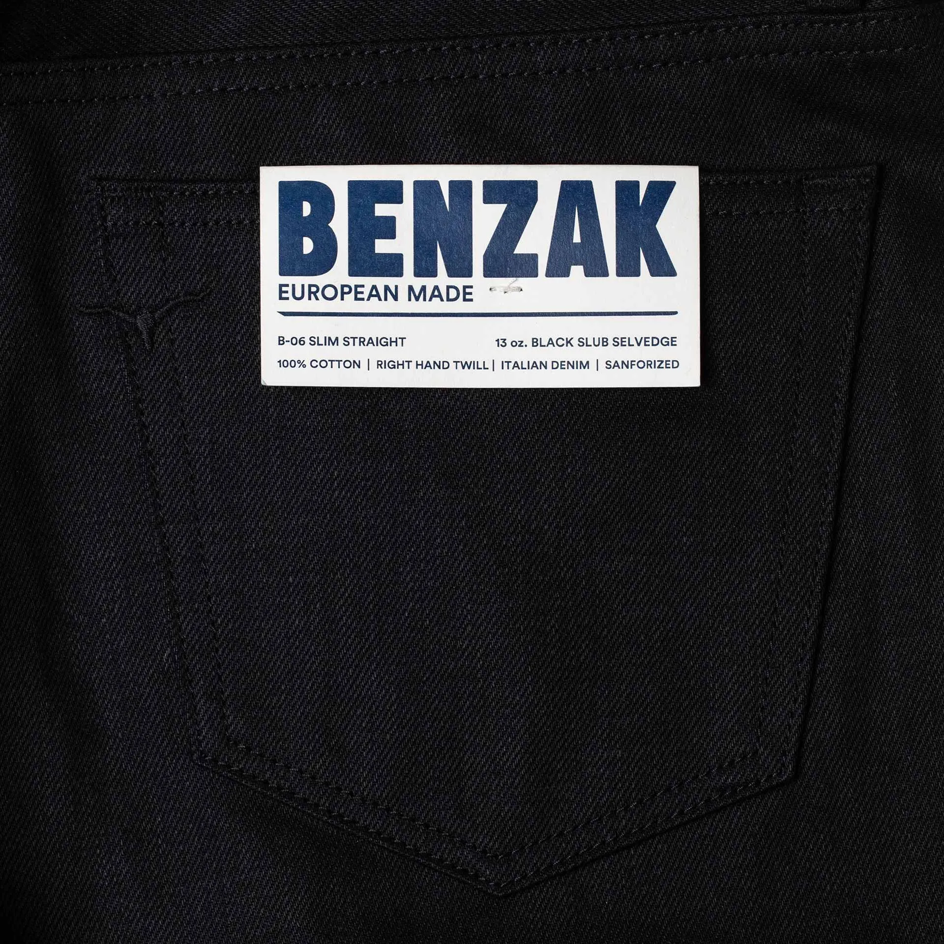 B-06 SLIM STRAIGHT 13 oz. black slub selvedge