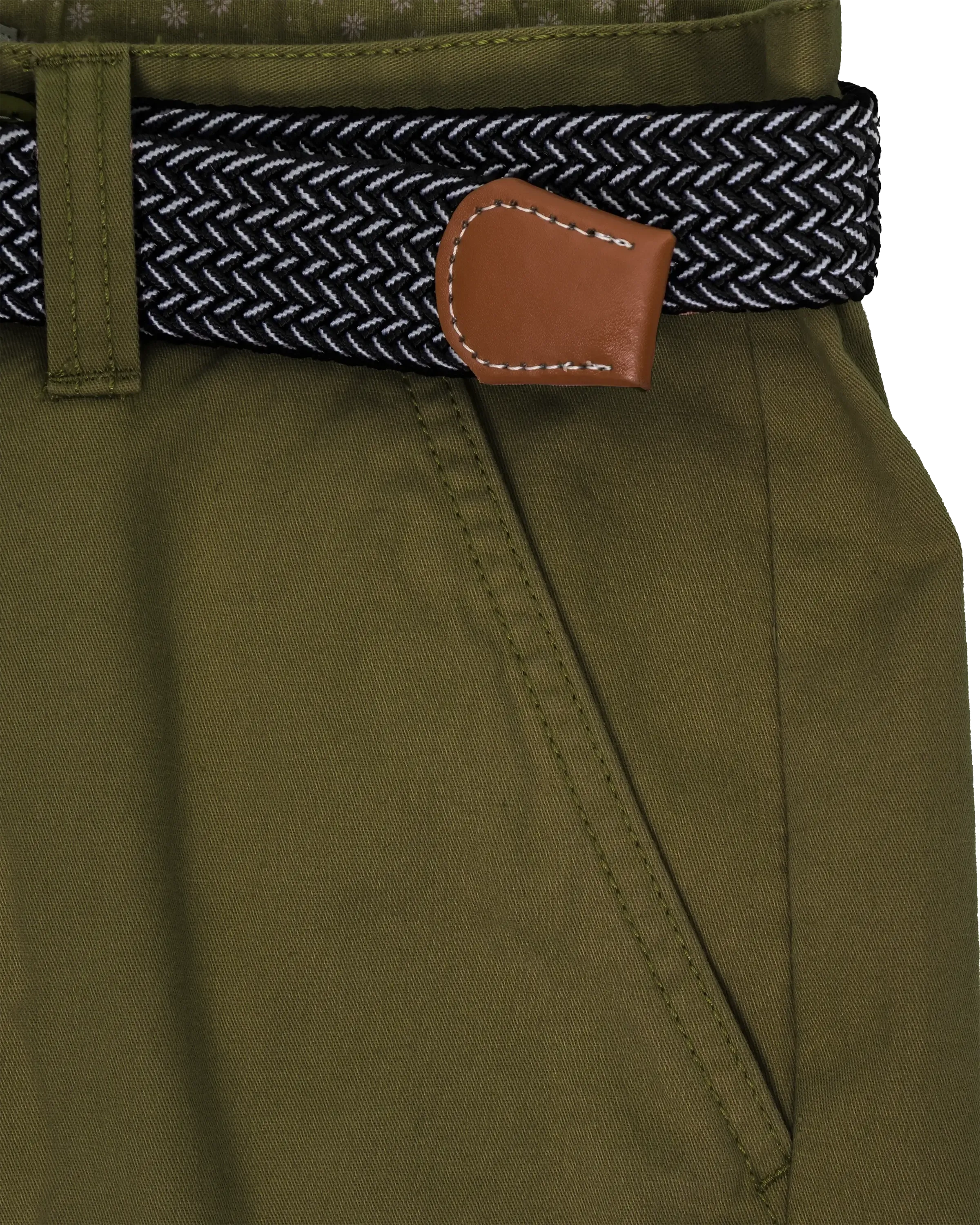 Belted Chino Walkshorts in Khaki