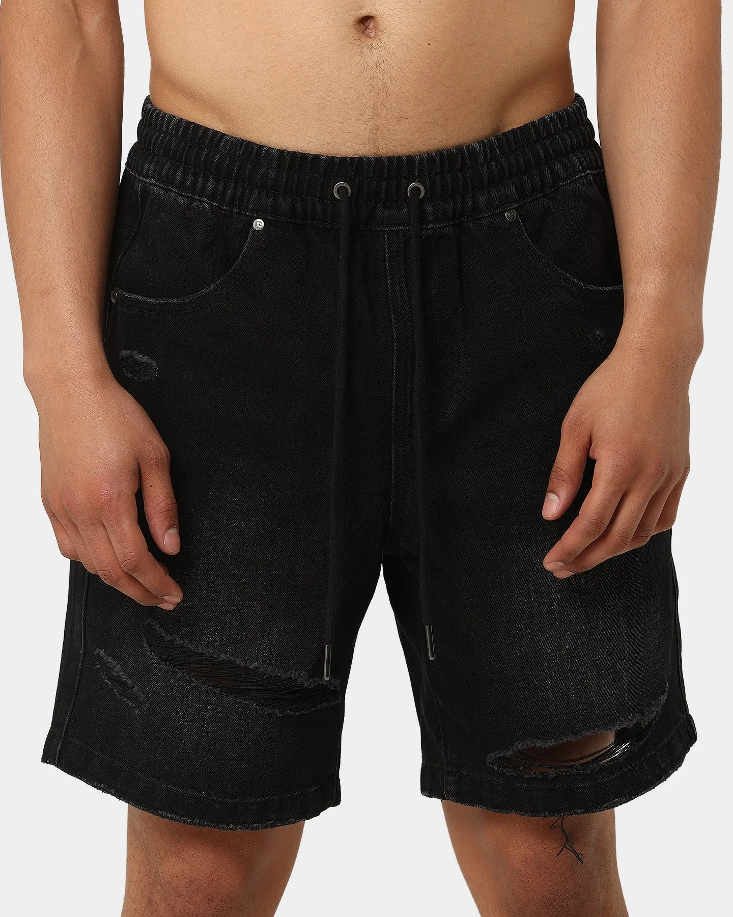 Carre Bouffant Distressed Shorts Black