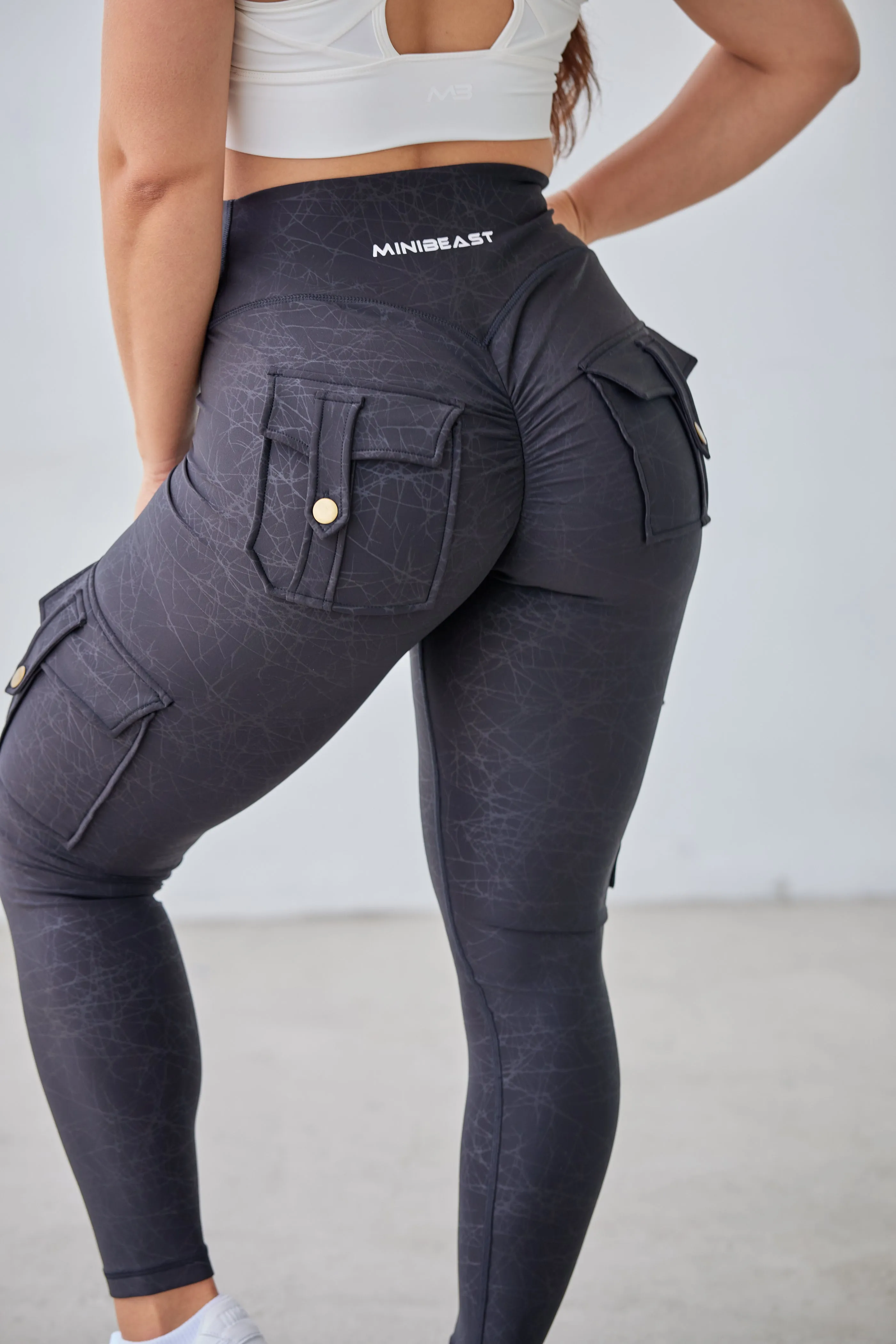 Curve Cargo Leggings