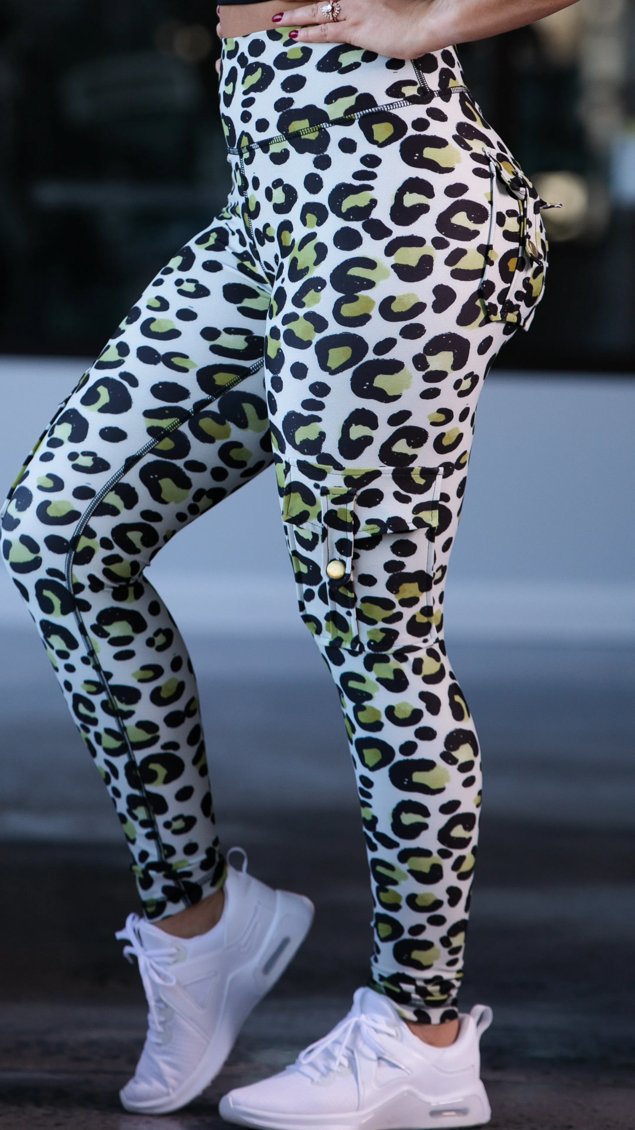 Curve Cargo Leggings