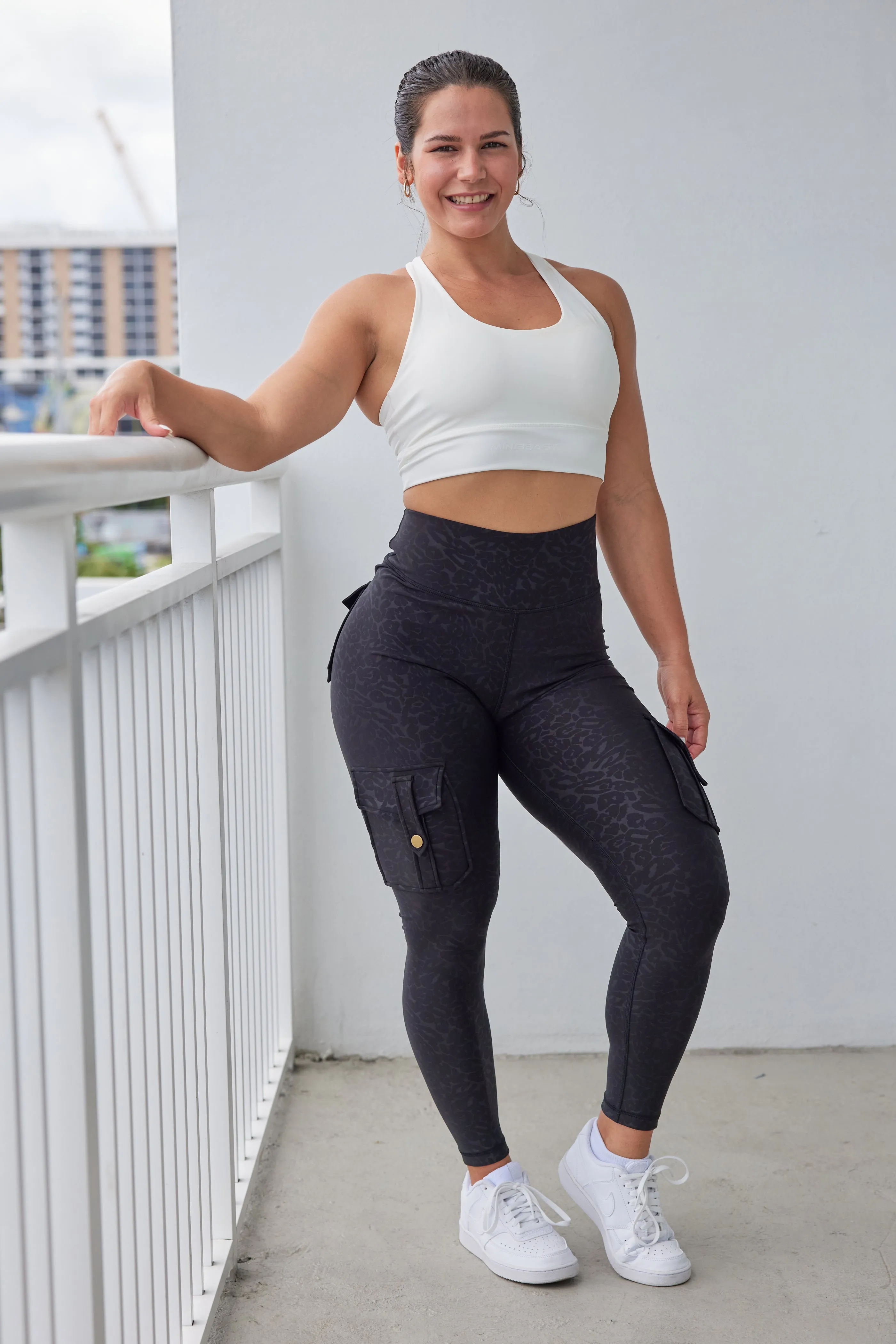 Curve Cargo Leggings