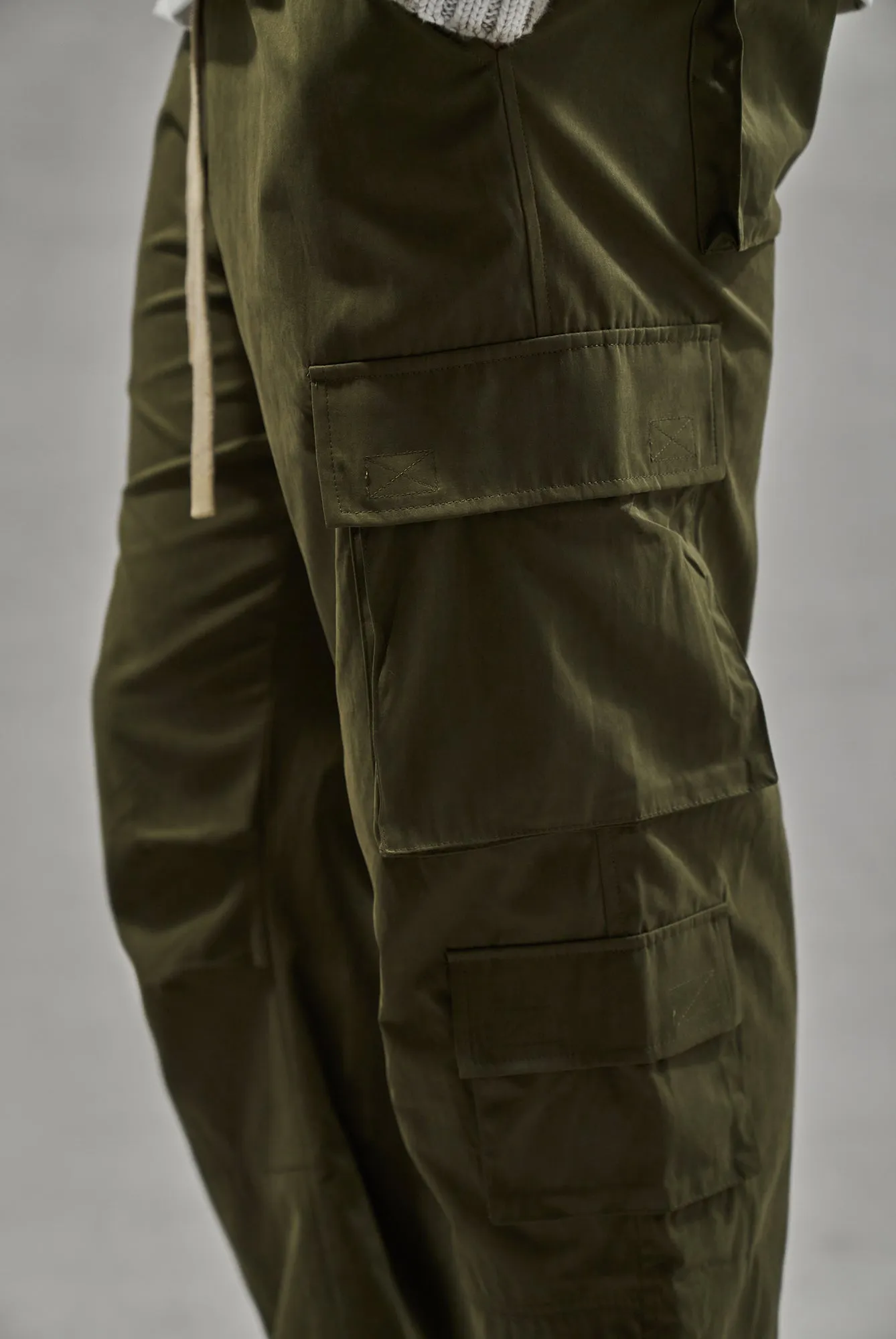 ESSENTIAL CARGO PANTS - KHAKI