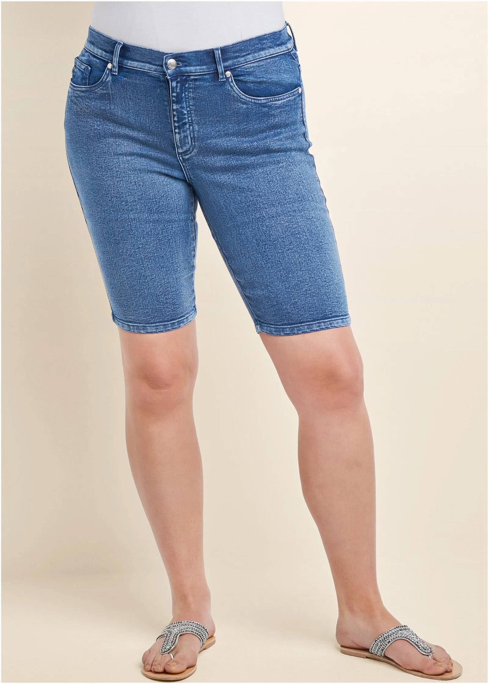 Jean Bermuda Shorts - Medium Wash