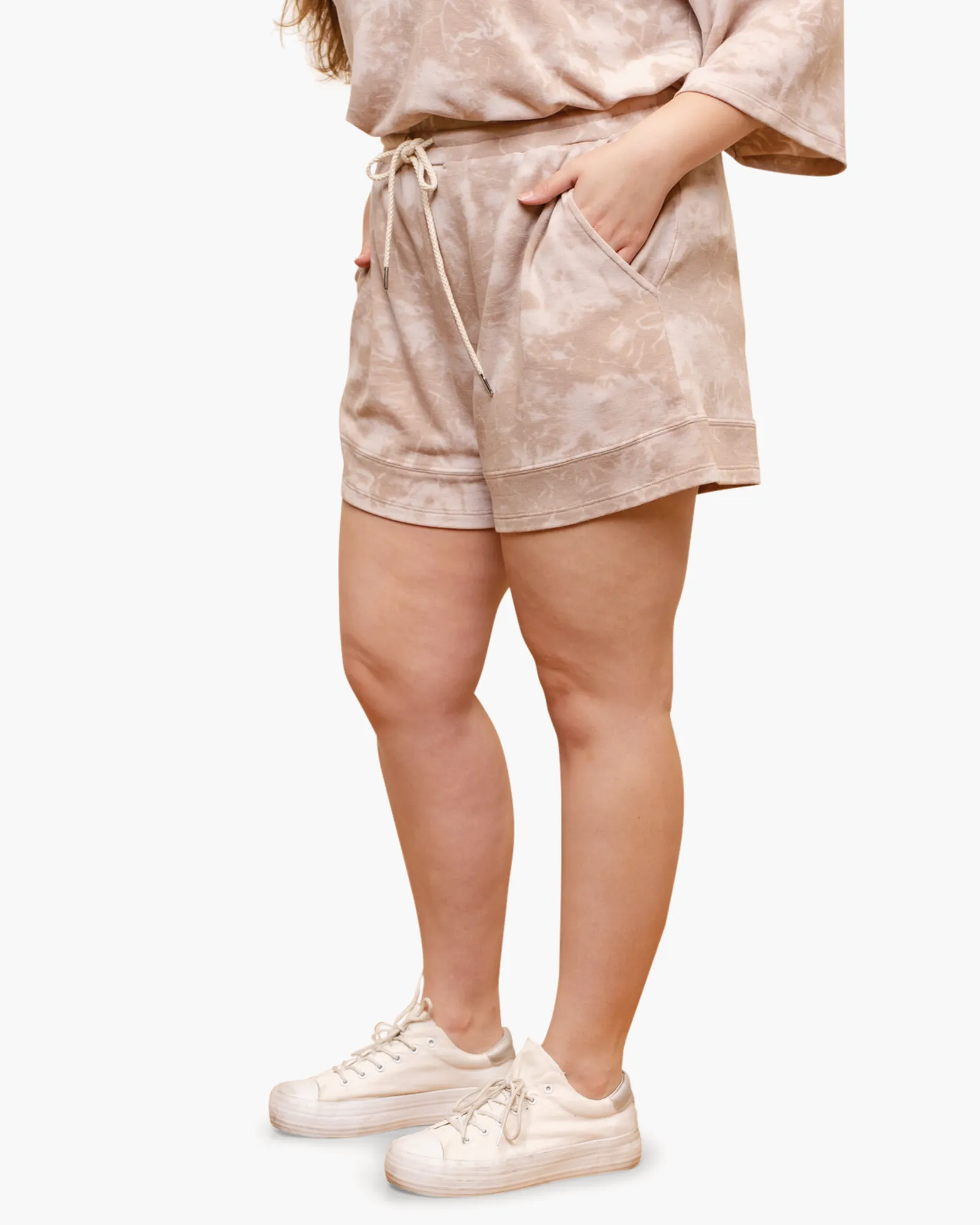 Mandee Tie-Dye Short | Tan / White