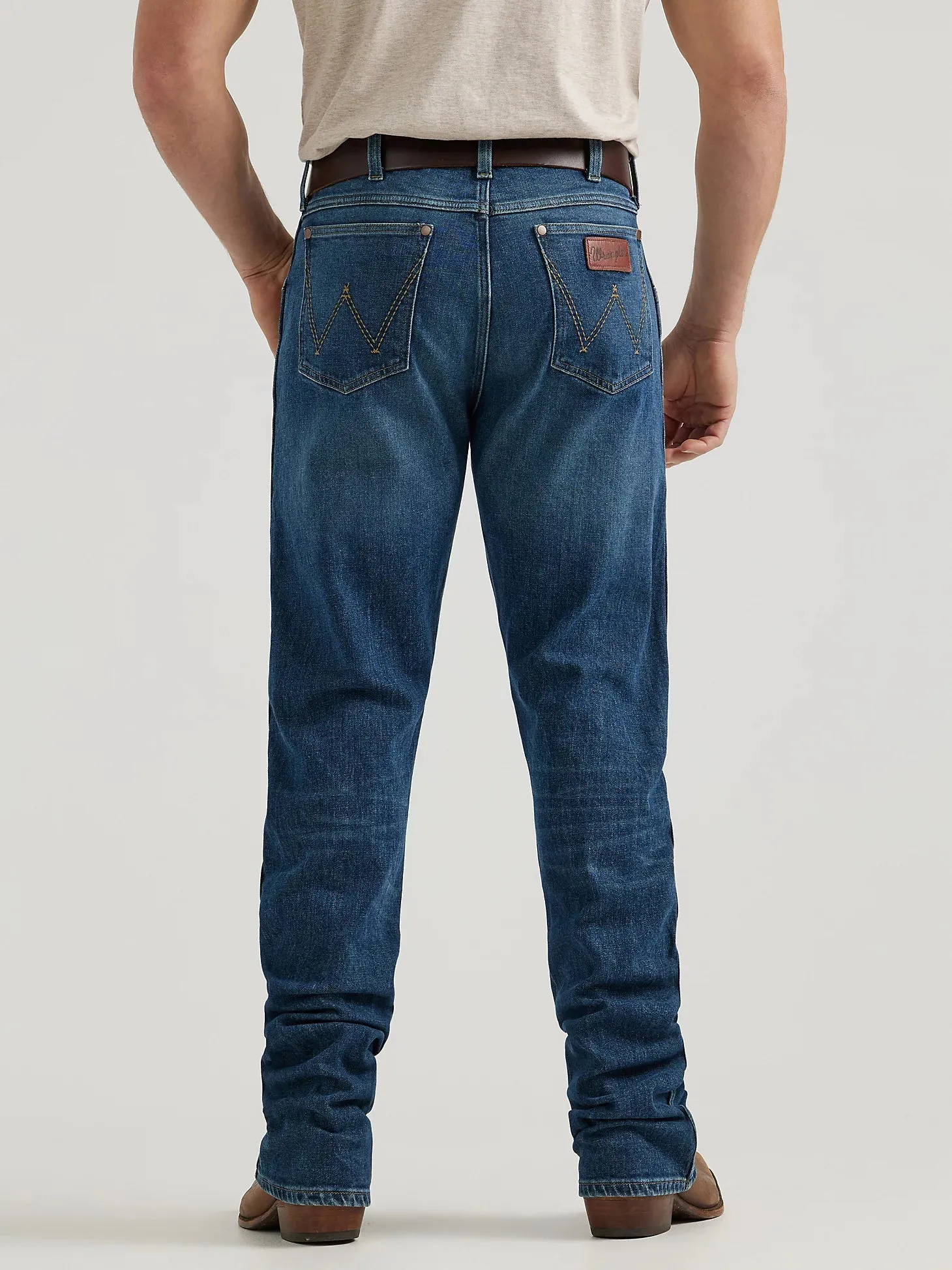 Men's Wrangler Retro Slim Boot Cut Jean