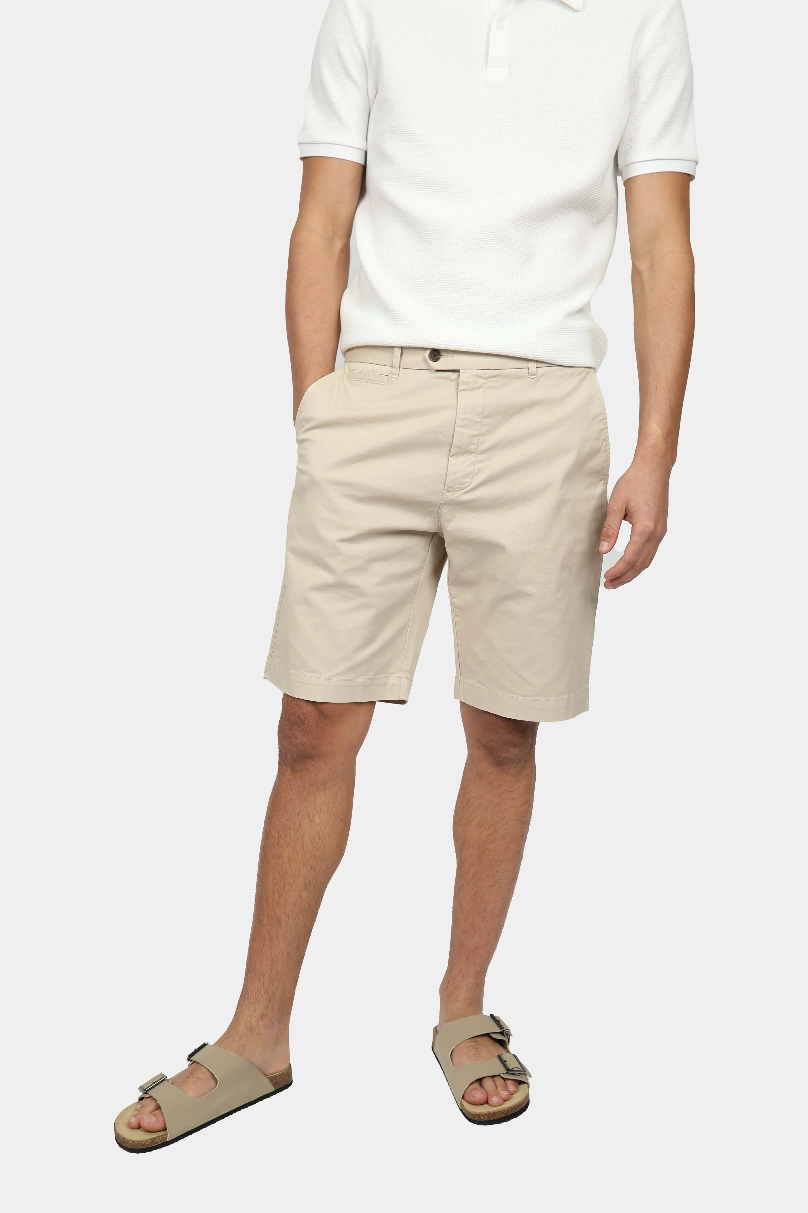 Relaxed Fit Pebble Chino Short