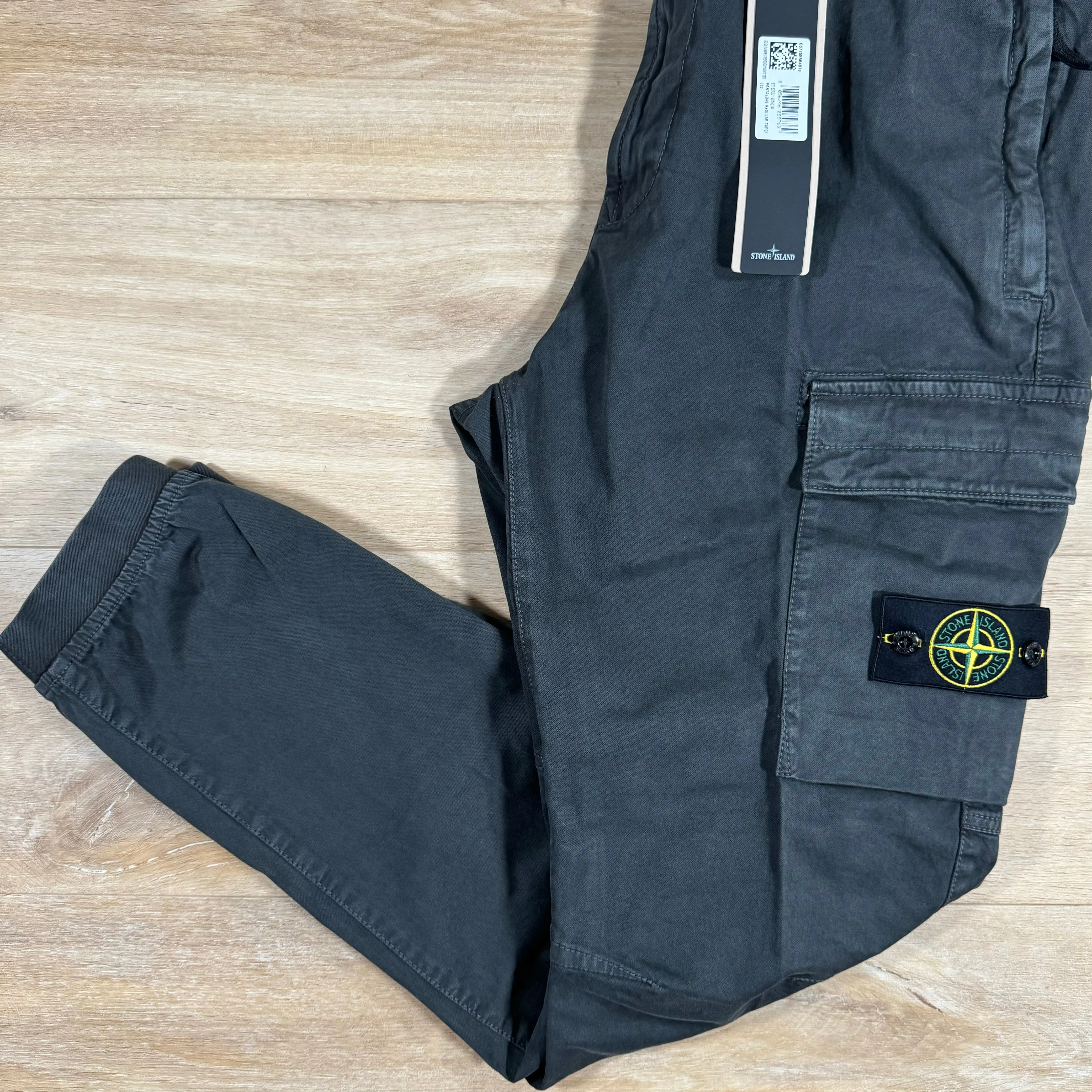 Stone Island Stretch Cargo Pants in Lead Grey