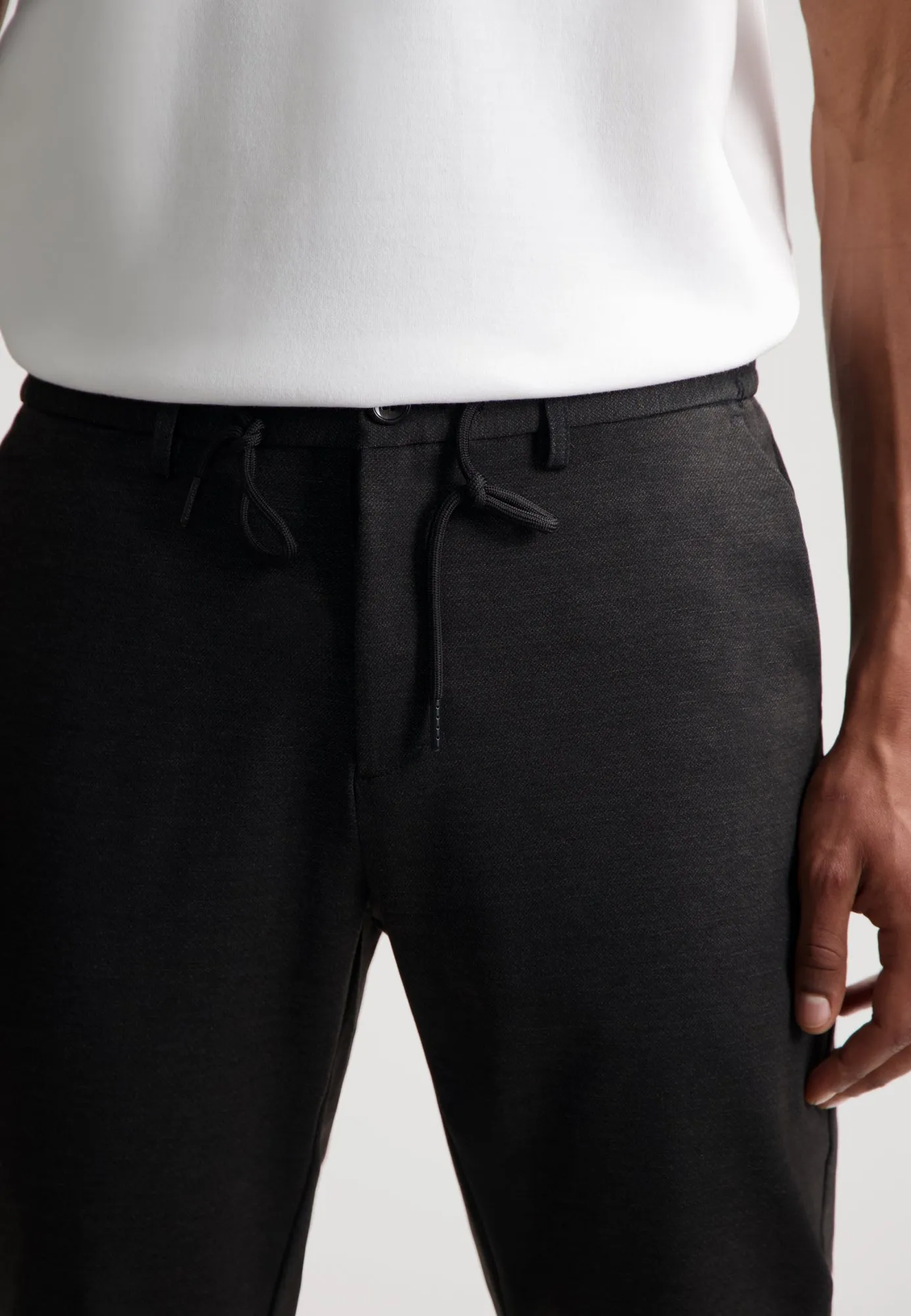 The Lancaster Tapered Jogger Pattern Sweat