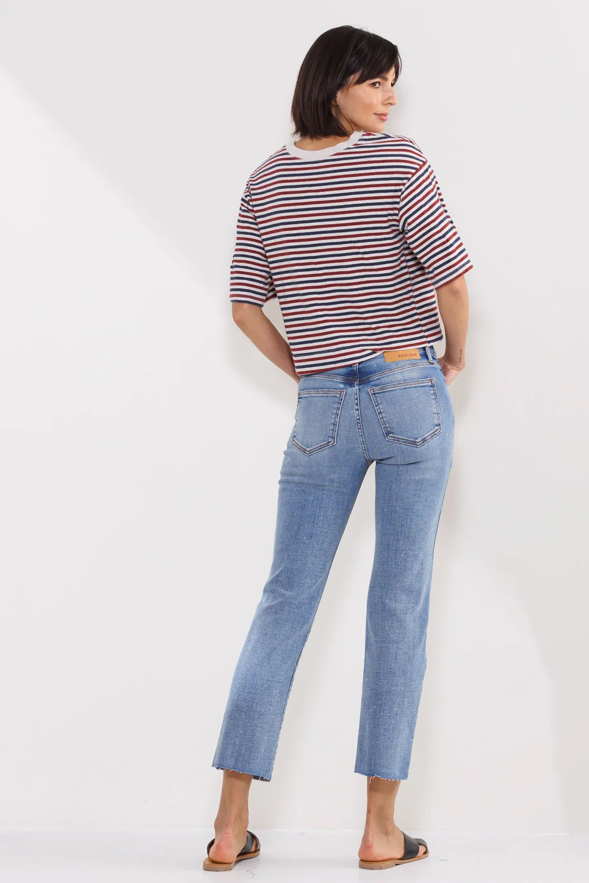 VINTAGE MID RISE SLIM STRAIGHT JEANS WITH RAW HEM / SP-P12395